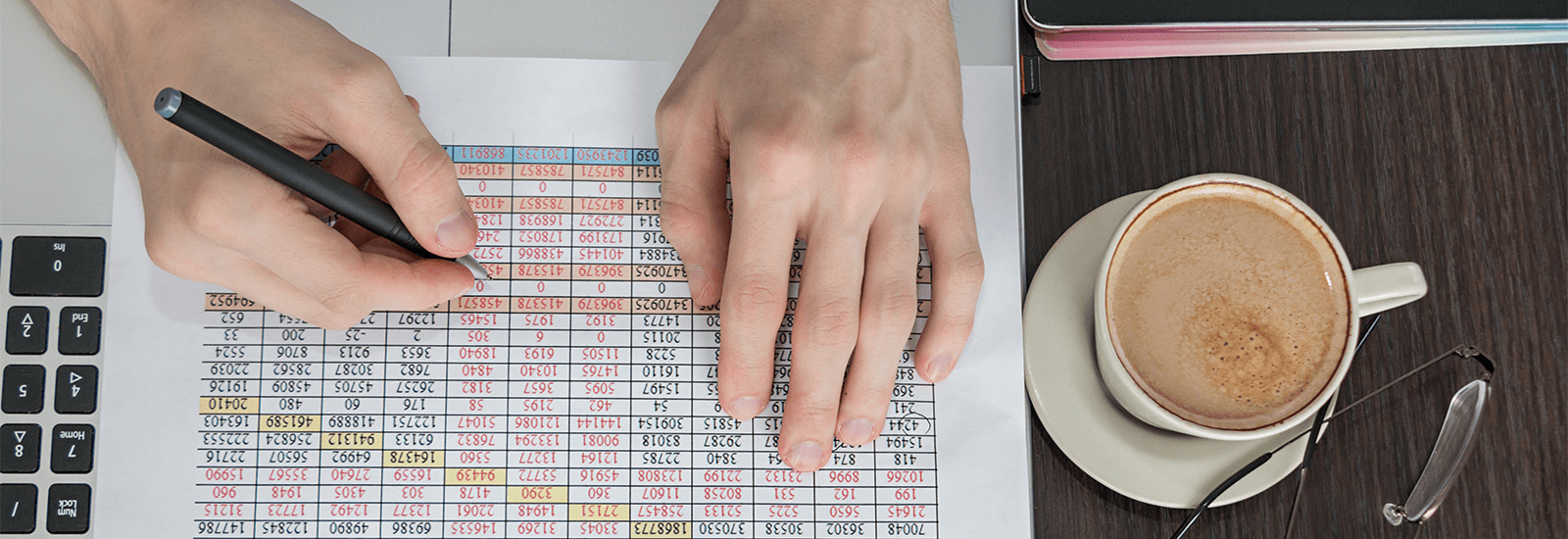 How to Create and Manage Databases Using Spreadsheet Software